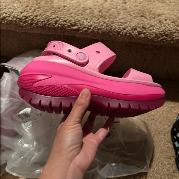 Crocs Mega Crush Sandal - Picture 6 of 8